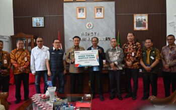 INALUM Salurkan Bantuan Rehabilitasi Gereja Terdampak Banjir di Humbang Hasundutan