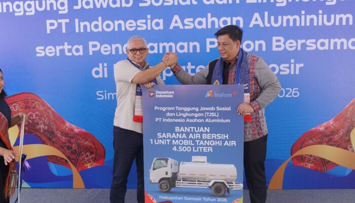 INALUM Serahkan Bantuan TJSL untuk DorongPembangunan Berkelanjutan di Samosir